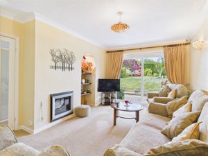 Living Room- click for photo gallery